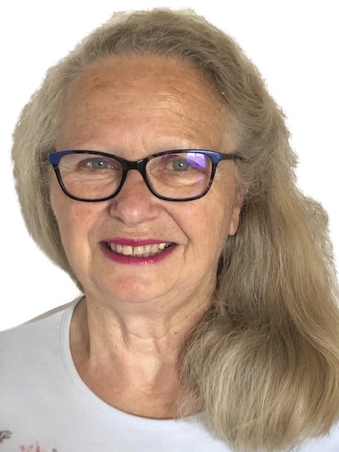 Gisèle BISSONNIER Soprane WE 	06 51 59 33 72	gisele.bissonnier@free.fr 18 Rue du Commandant Malbert 18000 Bourges


